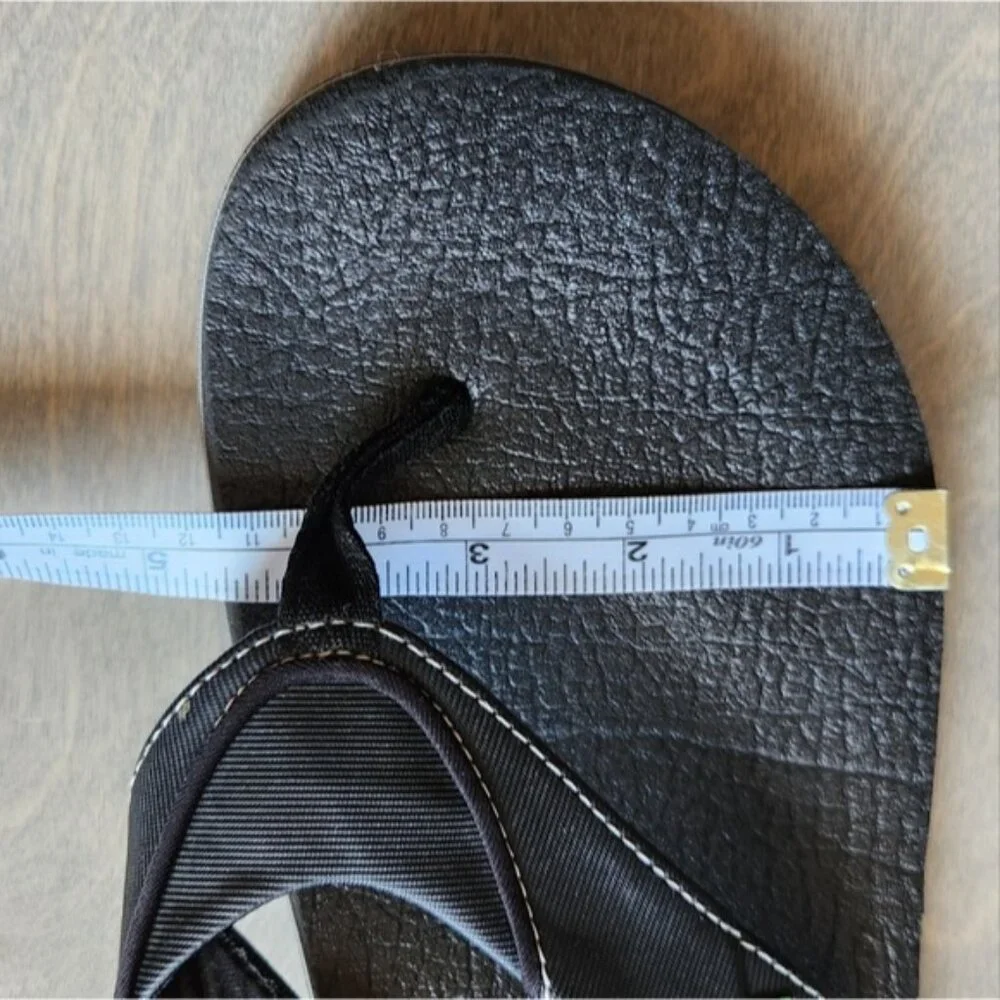 Sanuk stylish black